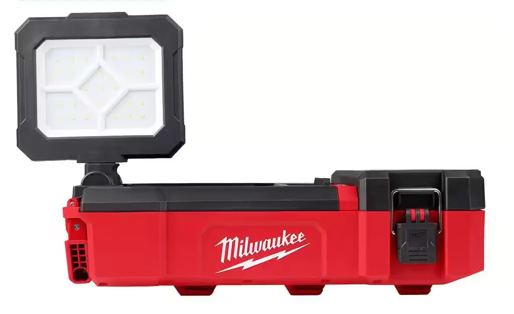 2356-20 Milwaukee PACKOUT Flood Light w/ USB Charging