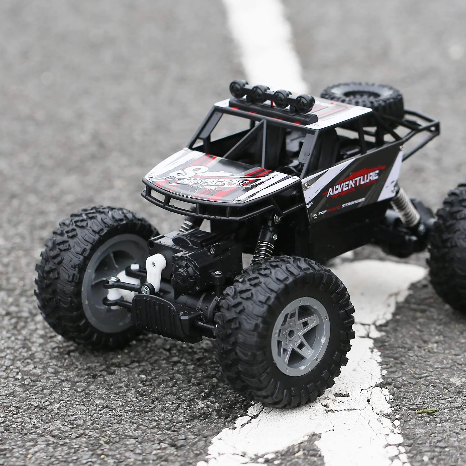 DEERC DE45 RC Car Remote Control 1:16 Scale 4WD Off Road Monster Truck 2 Battery