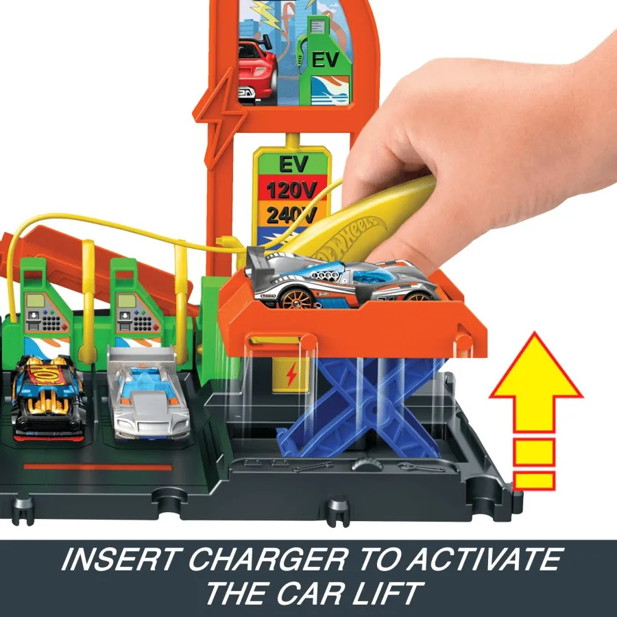 Hot Wheels City Super Recharge Fuel Station with 1:64 Scale Car