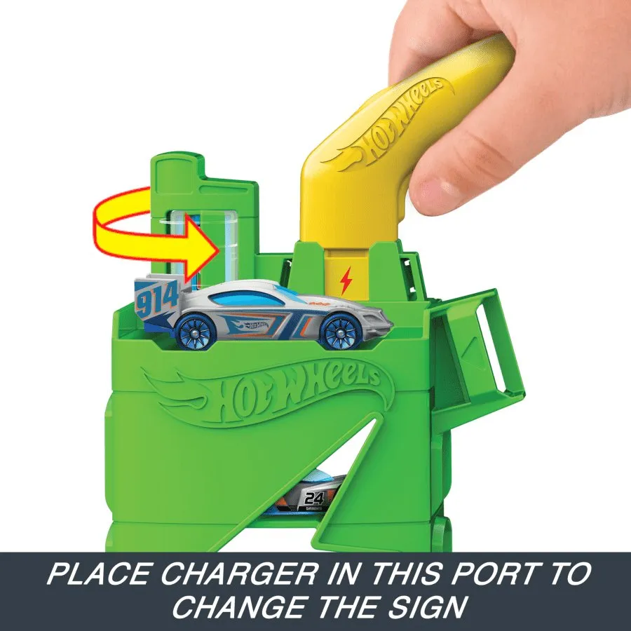 Hot Wheels City Super Recharge Fuel Station with 1:64 Scale Car