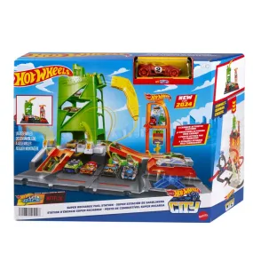 Hot Wheels City Super Recharge Fuel Station with 1:64 Scale Car