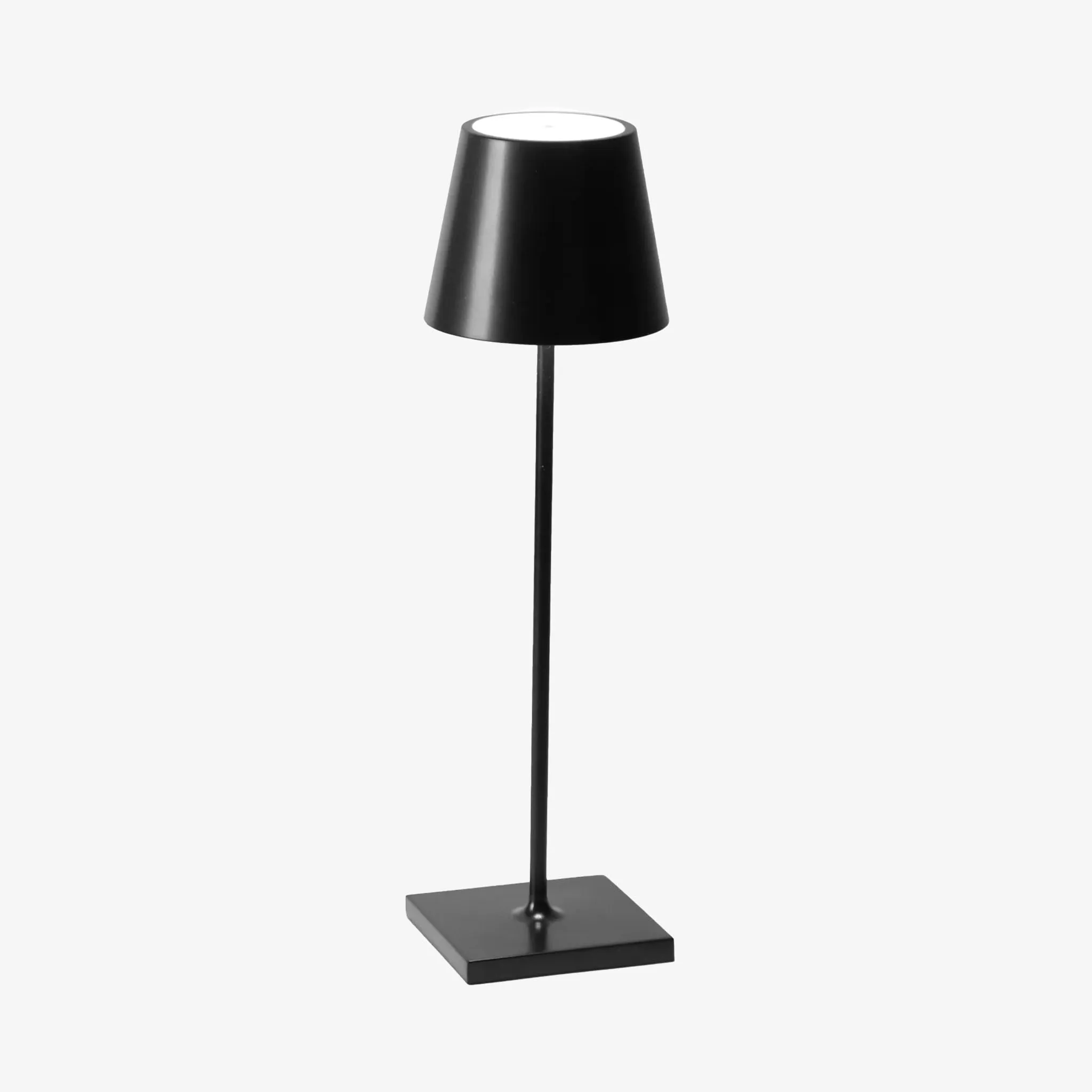 Poldina Pro Table Lamp in Black