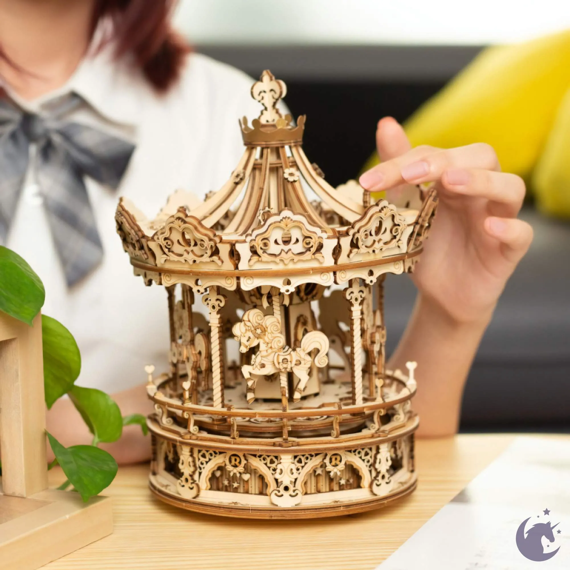 Romantic Carousel | Robotime ROKR AMK62 DIY Mechanical Music Box