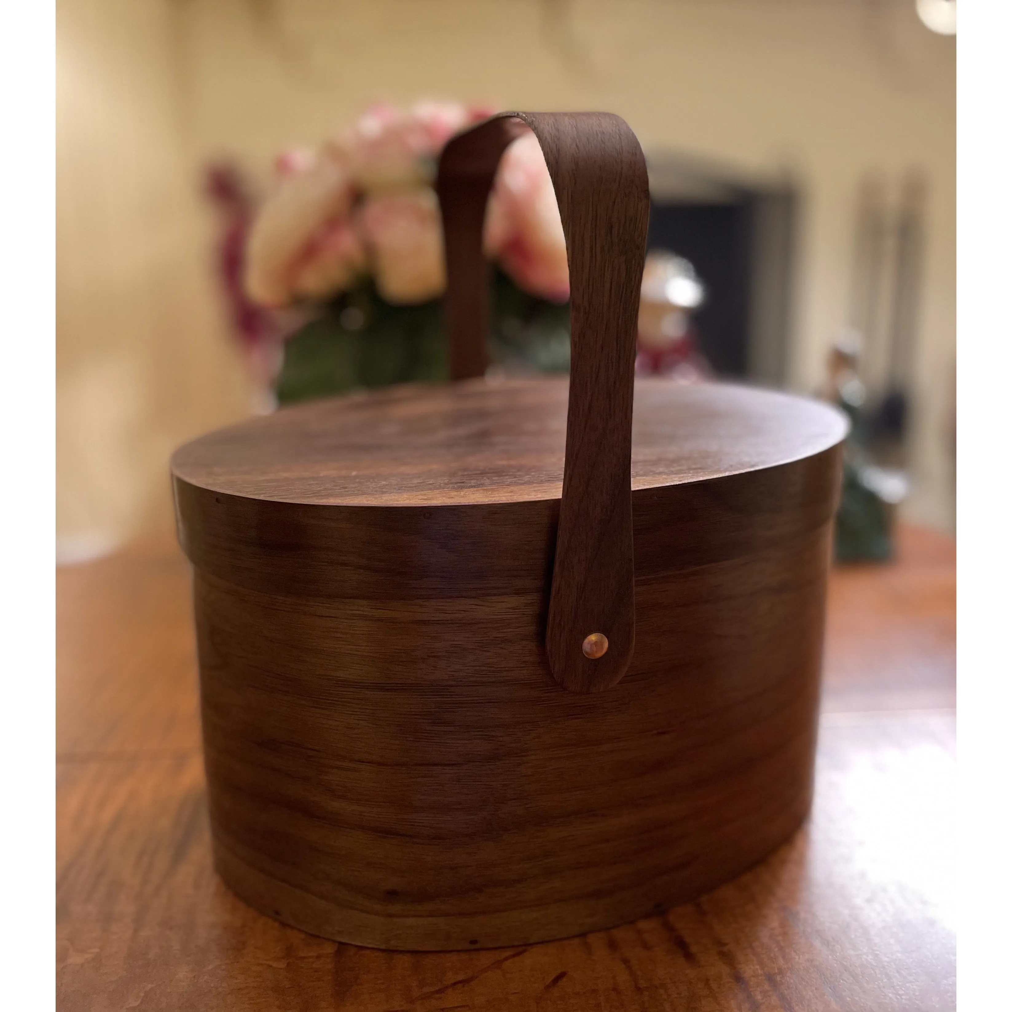 Suffolk Shaker Shop Shaker Oval #6 Sewing Box in Walnut