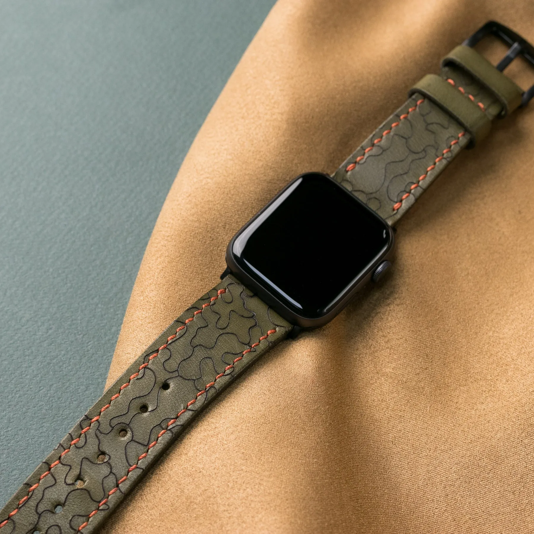 VegTan Leather Apple Watch Strap - Camouflage