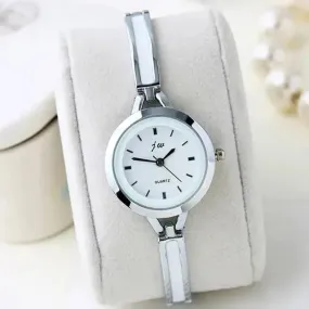 Women's bracelet watch